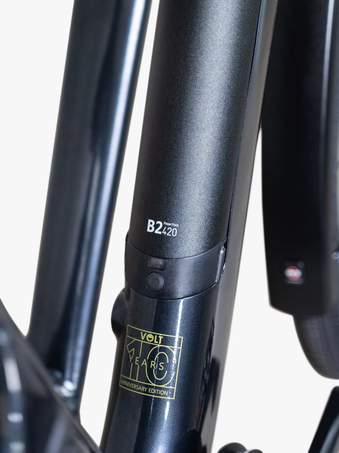 Volt Pulse Low Step Hybrid e-Bike, Space Grey
