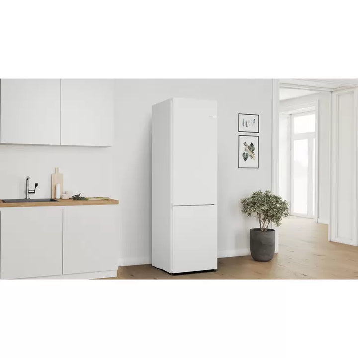 Bosch Serie 4 KGN392WDFG, Fridge Freezer, D Rated in White