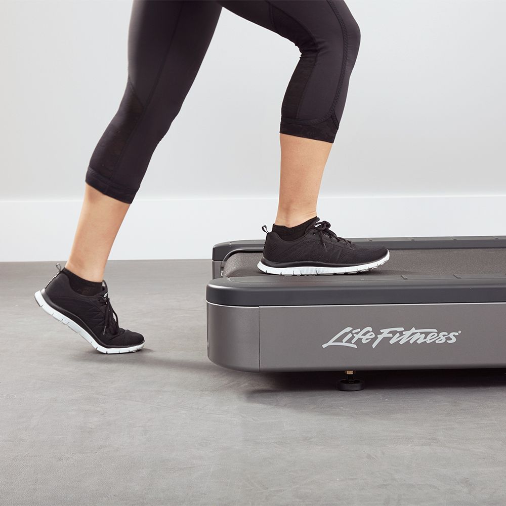 Life Fitness Club Series+  Treadmill