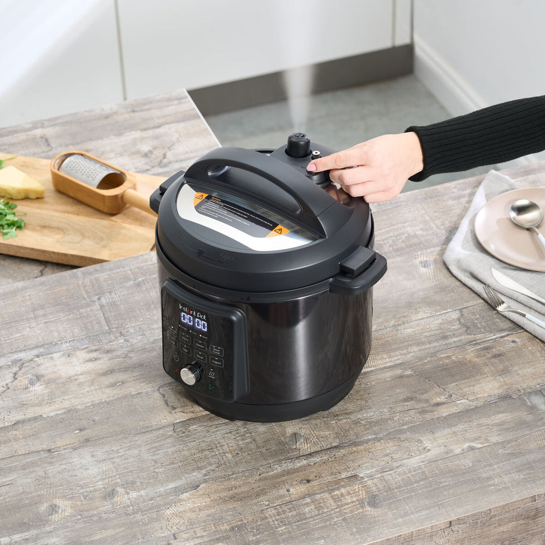 Instant Pot Duo Easy Multi-Cooker, 5.7L
