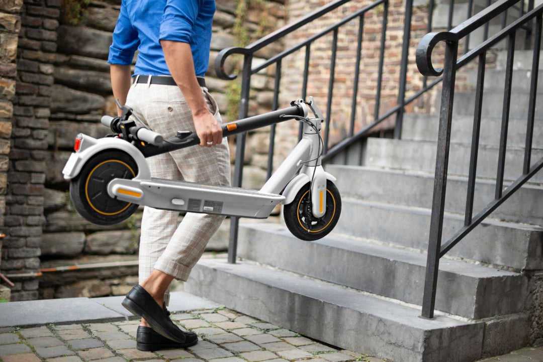 Segway Ninebot KickScooter MAX G30LE II Powered by Segway