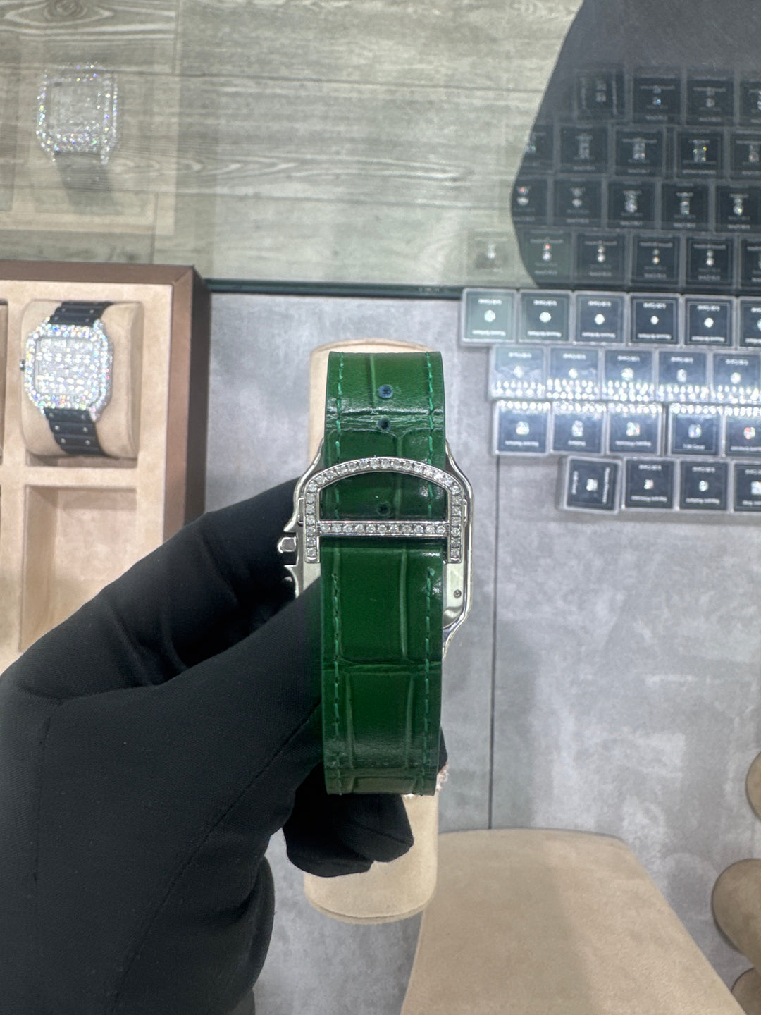 Cartier santos large 39mm -natural diamonds box and card AM