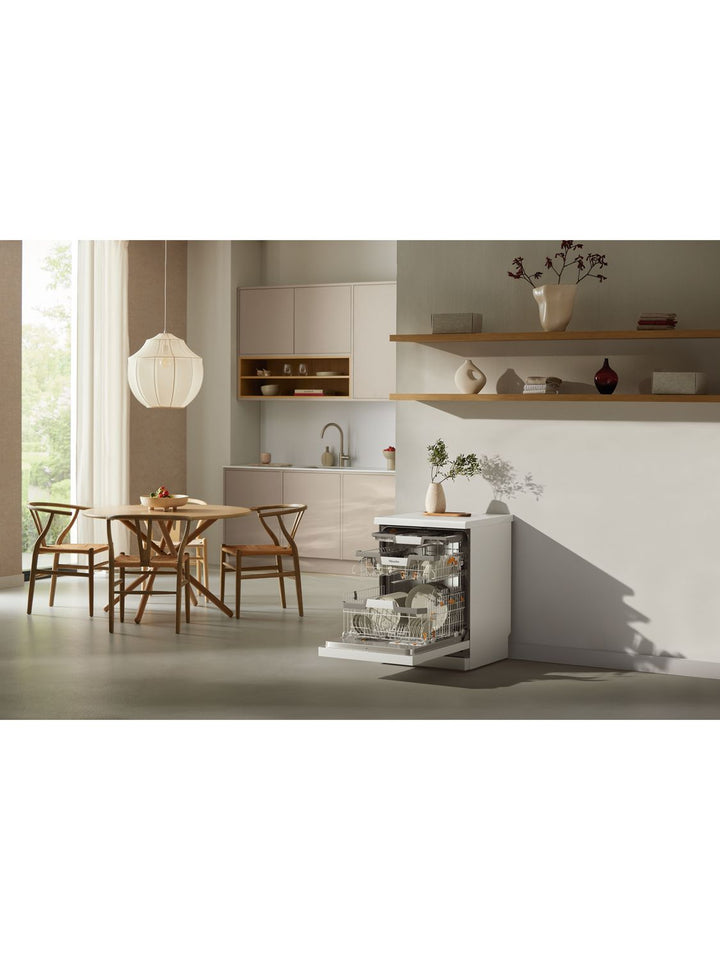 Miele G7600 SC Freestanding Dishwasher, White