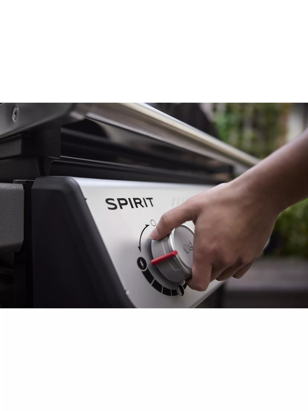 Weber Spirit E-425 GBS 4-Burner Gas BBQ with Sear Zone