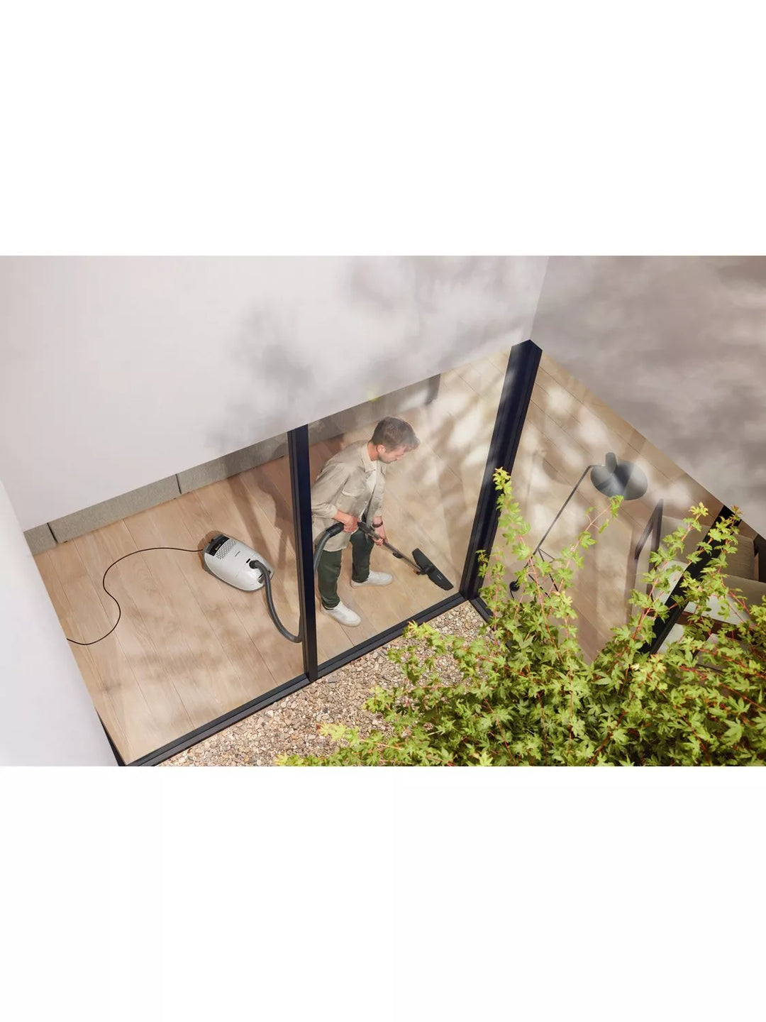 Miele Guard M1 PQ XL Vacuum Cleaner, Brilliant White