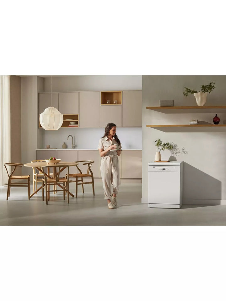 Miele G5811 SC Active Plus Freestanding Dishwasher, White