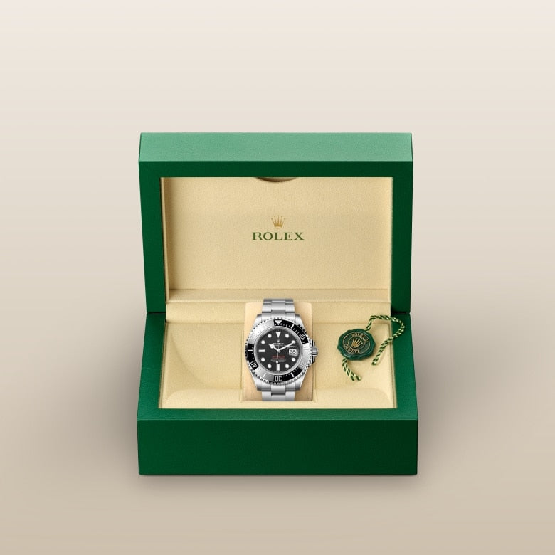 Rolex Sea-Dweller Oyster, 43 mm, Oystersteel M126600-0002 Rolex Sea-Dweller Citizen of the deep