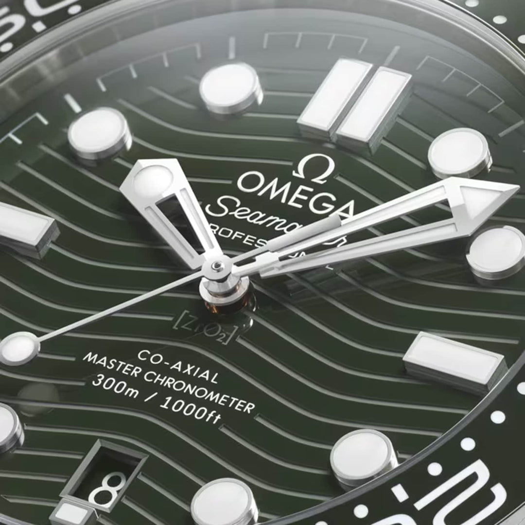 Omega Seamaster Diver 300m Co-Axial Master Chronometer 42mm Mens Watch Green