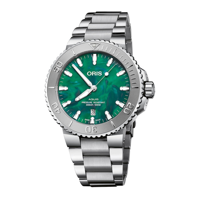 Bracenet Aquis Date 43.5mm