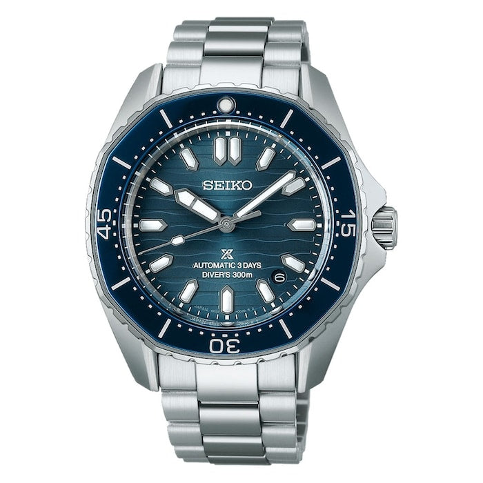 Diver's 41mm Bracelet Watch Polygonal in Coastline Cobalt Blue