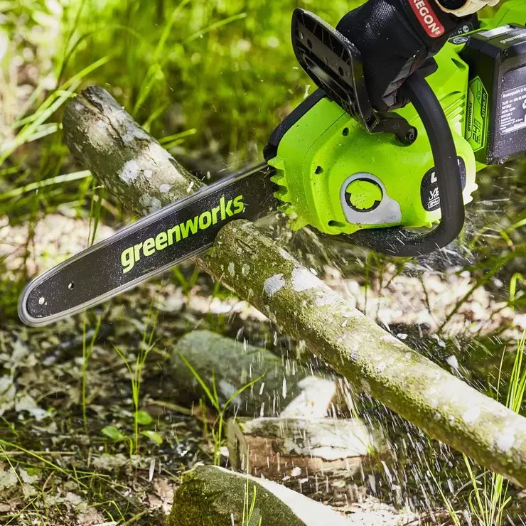 Greenworks 48V 36cm Cordless Brushless Chainsaw + 2 x 24V (4Ah) Battery &amp; 2Ah Twin Charger Bundle