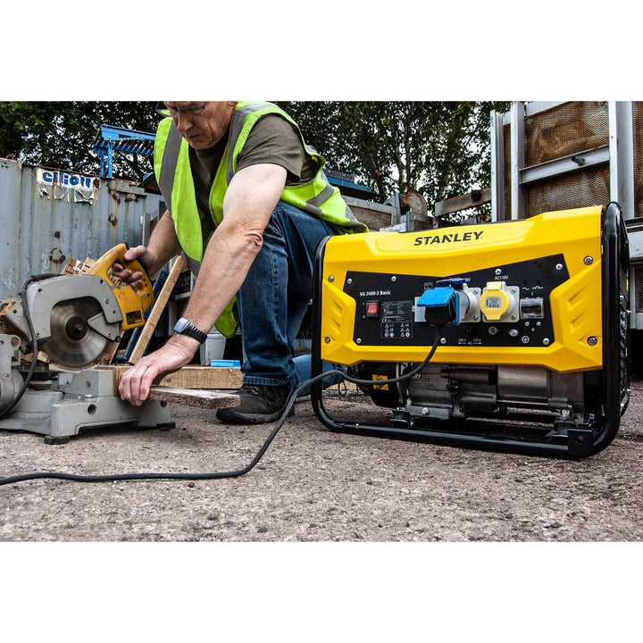 Stanley 2400W Dual Voltage Generator (SG400)