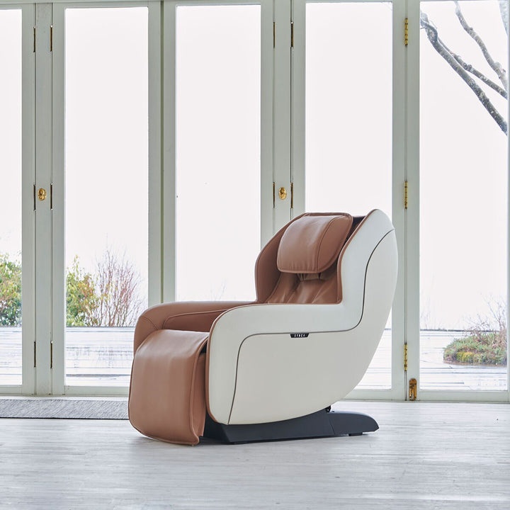 SYNCA CirC+ Massage Chair in Beige