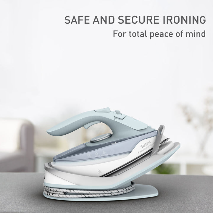 Tefal Freemove Power Steam Iron FV6642G0