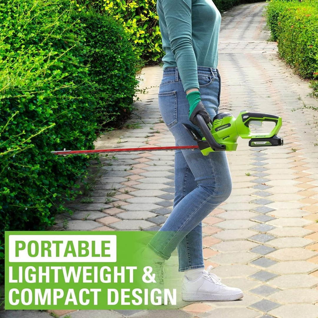 Greenworks 24V 61cm Cordless Brushless Hedge Trimmer + 24V (2Ah) Battery &amp; Charger