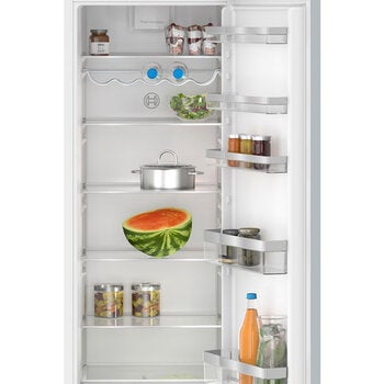 Bosch Series 4, KIR81VFE0G Fully Integrated Fridge, E Rated