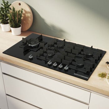Bosch Series 6 PPM9A6I40, Tempered Glass 90cm Gas Hob in Black