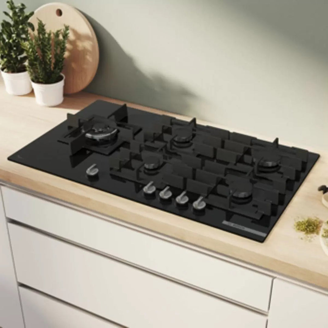 Bosch Series 6 PPM9A6I40, Tempered Glass 90cm Gas Hob in Black