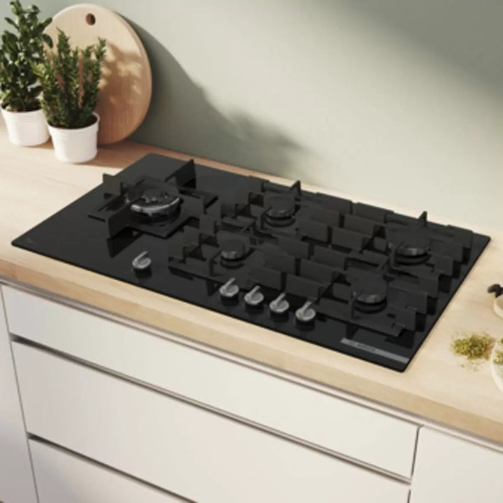 Bosch Series 6 PPM9A6I40, Tempered Glass 90cm Gas Hob in Black