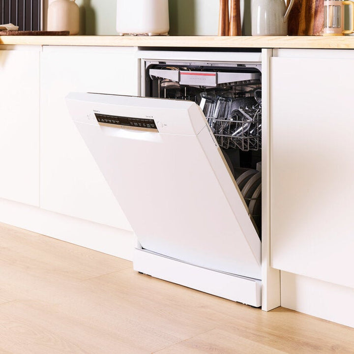 Bosch SMS4EMW06G Series 4, Freestanding 14 Place Setting Dishwasher, B Rated in White