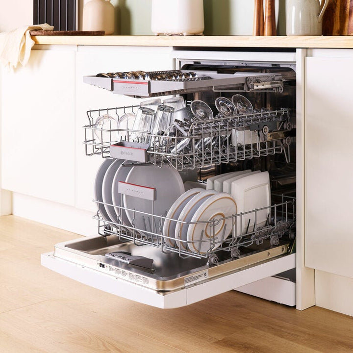 Bosch SMS4EMW06G Series 4, Freestanding 14 Place Setting Dishwasher, B Rated in White