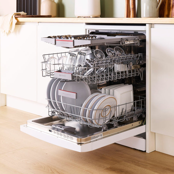 Bosch SMS4EMW06G Series 4, Freestanding 14 Place Setting Dishwasher, B Rated in White