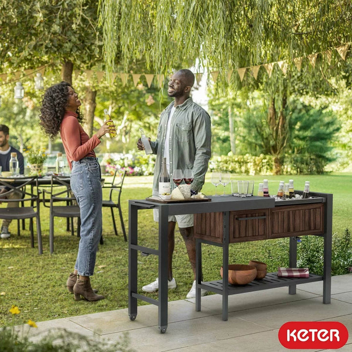 Keter Rosewood Expandable Garden Hosting Station