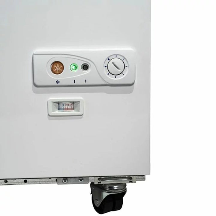 Contender FZC019 Commercial 655L Twin Lid Chest Freezer, D Rated in White