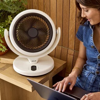 AirCraft LUME MINI Ultra Quiet Air Circulator Desktop Fan with Remote &amp; Ambient Backlight