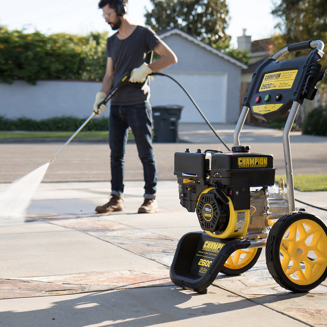 Champion 2600 PSI Petrol Pressure Washer