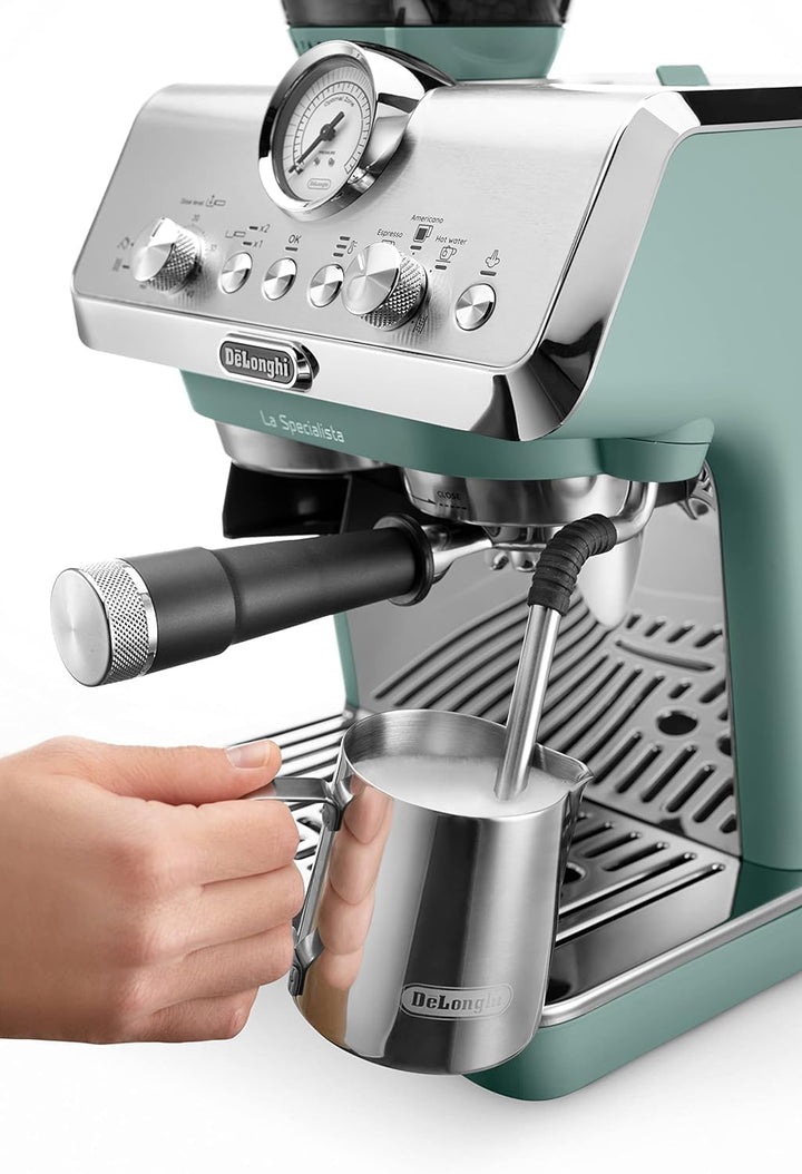 De'Longhi La Specialista Arte EC9155.GR, Barista Pump Espresso Machine, Bean to Cup Coffee and Cappuccino Maker, 8 Grinding Settings, MyLatte Art Frothing Wand, 1550W, Green