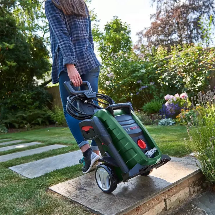 Bosch Universal Aquatak 135 Pressure Washer
