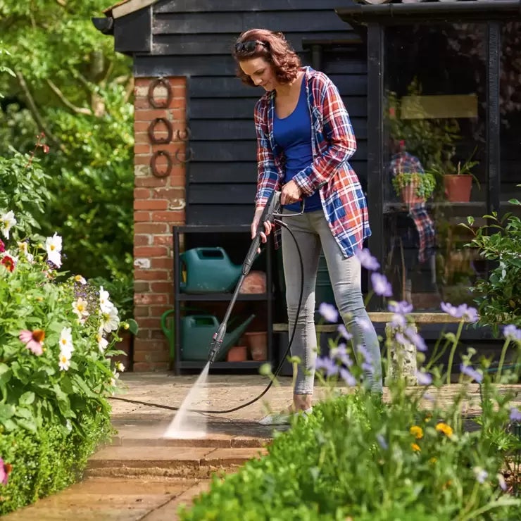 Bosch Universal Aquatak 135 Pressure Washer