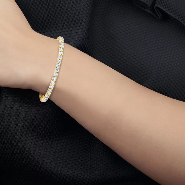 5.00ctw Round Brilliant Cut Diamond Tennis Bracelet, 18ct Yellow Gold