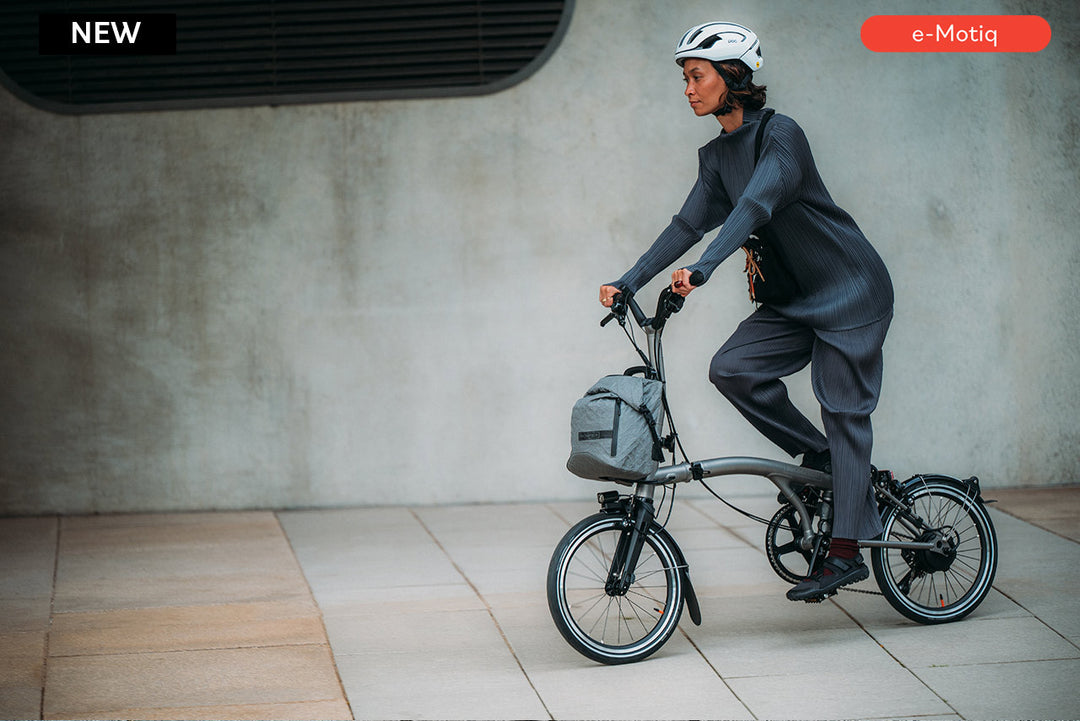 Brompton Electric T Line - e-Motiq system - 4-speed Blasted Titanium  Mid Handlebars