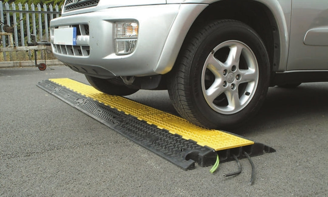 TieDex UK 900 mm Yellow, Black Cable Cover in Rubber