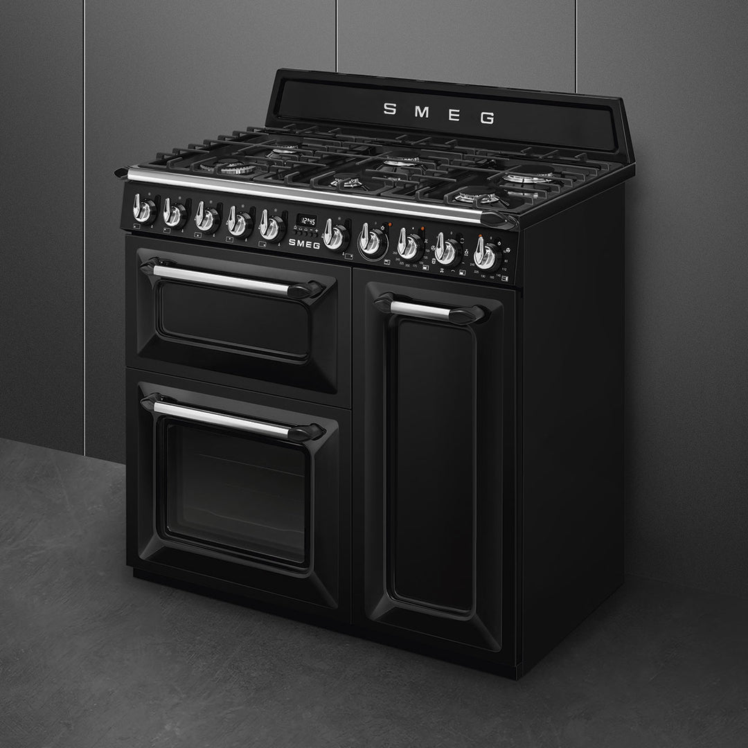 Smeg Victoria TR93BL 90cm wide Dual Fuel Range Cooker with Gas Hob - Black