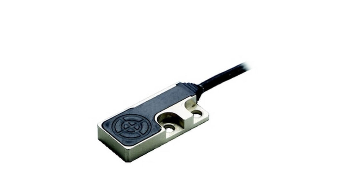 Omron ZX-EV04T Flat Inductive Proximity Sensor NPN, PNP ZX-E 24V 4 mm 24 V dc