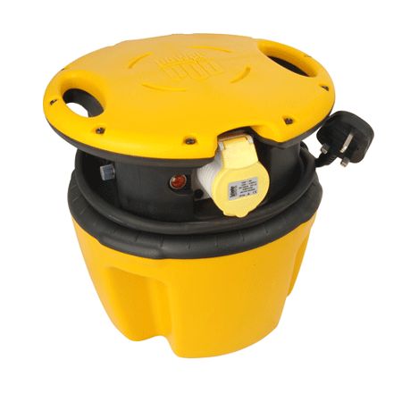 Defender "Power Pod" E205100 3KVA Transformer 2x 110V 16A - 240V~50Hz