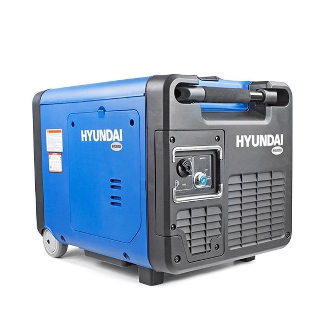 Hyundai HY4500SEI 230V Petrol Driven 4Kw 5kVA Portable Silenced Generator 2x 230v/13a &amp; 1x 12VDC