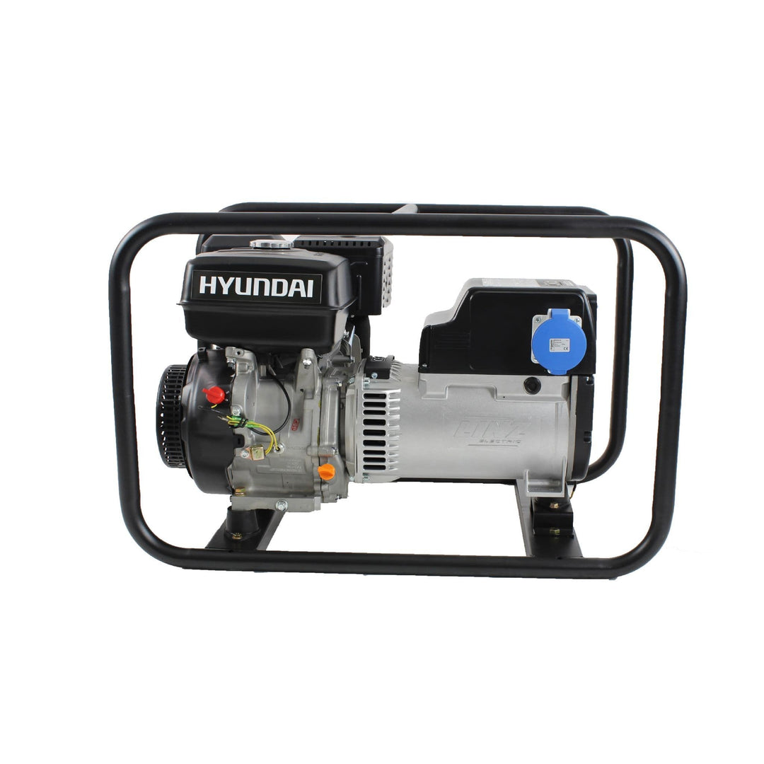 Hyundai HY8500 Hire Pro Recoil Start Site Petrol Generator 7Kw 115/230V~50Hz