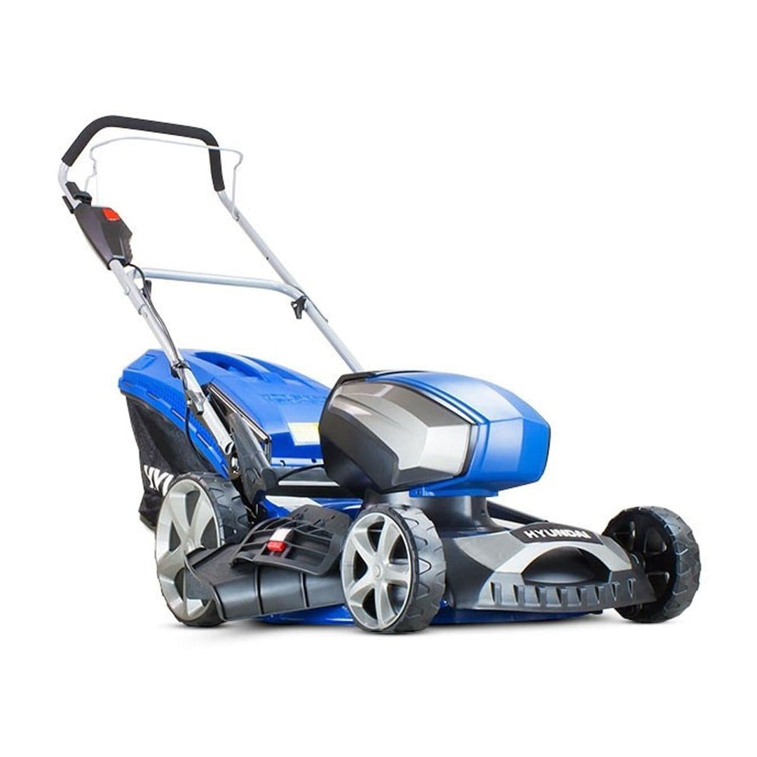 Hyundai HYM80LI460P 80V Lithium-Ion Cordless Battery Powered Lawn Mower 45cm Battery &amp; Charger
